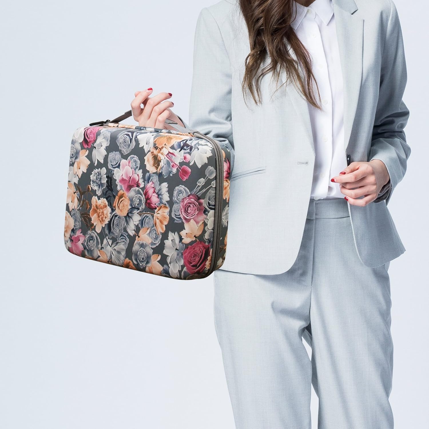 Essential Oils Storage Hold 70 Bottles - Carrying Hard shell Organizer Case for Artnaturals/ Young Living/ Radha/ Doterra Aromatherapy Essential Oils 5ml, 10ml, 15ml with Foam Insert - Lavender : Beauty