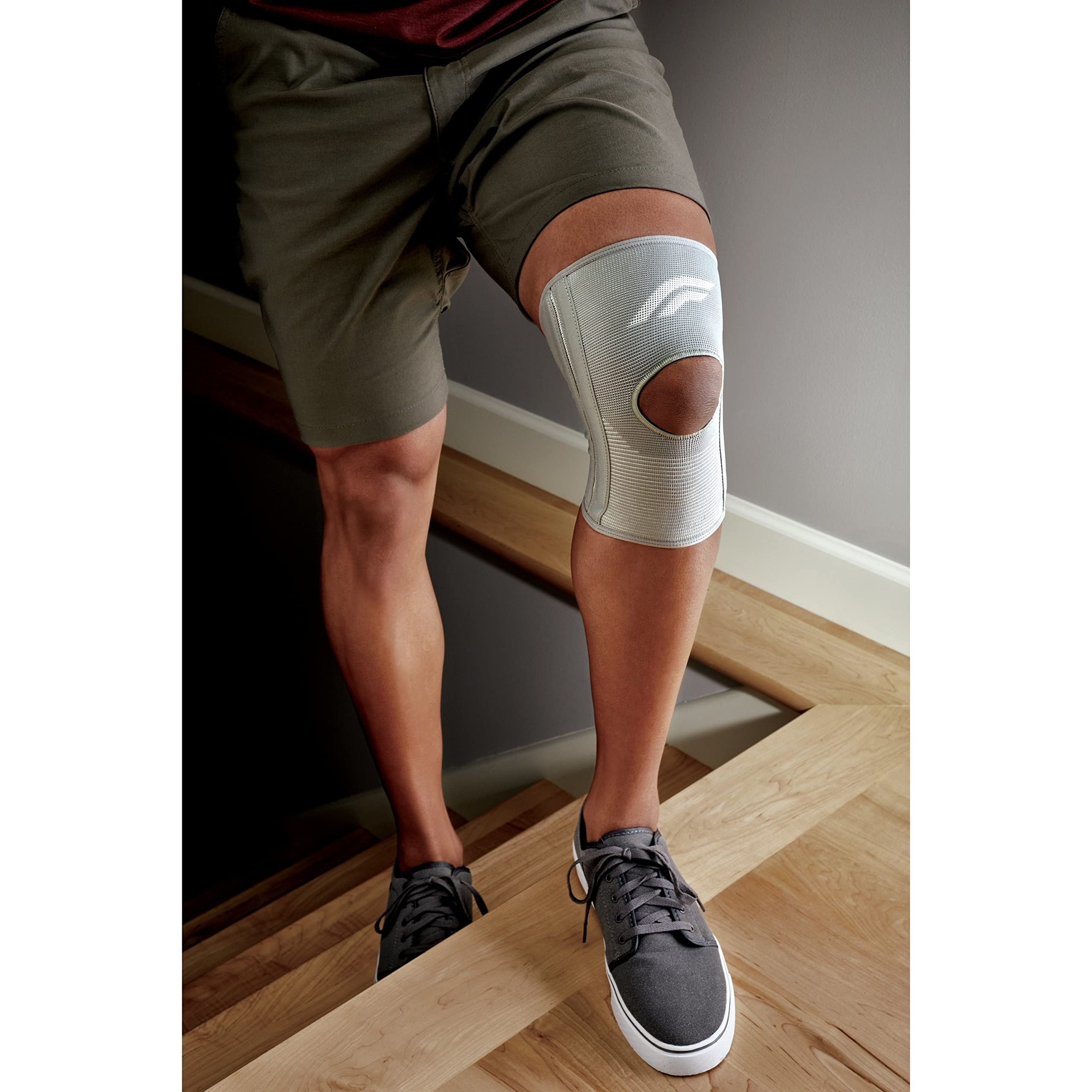 FUTURO Comfort Knee with Stabilizers, Medium