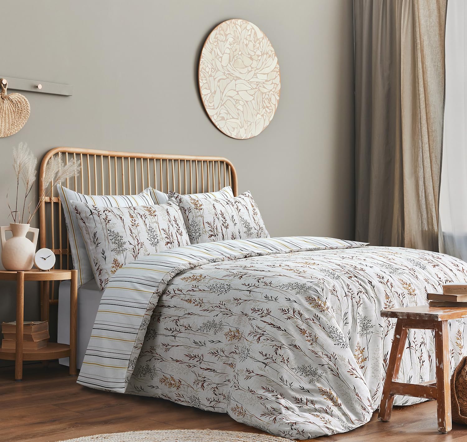 Bronwen Mathews King Size Duvet Cover Sets - Microfibre Printed Reversible Duvet Cover Sets - Duvet Cover King Size Bedding Sets - King Duvet Sets With Pillowcases (Wildflowers, King)