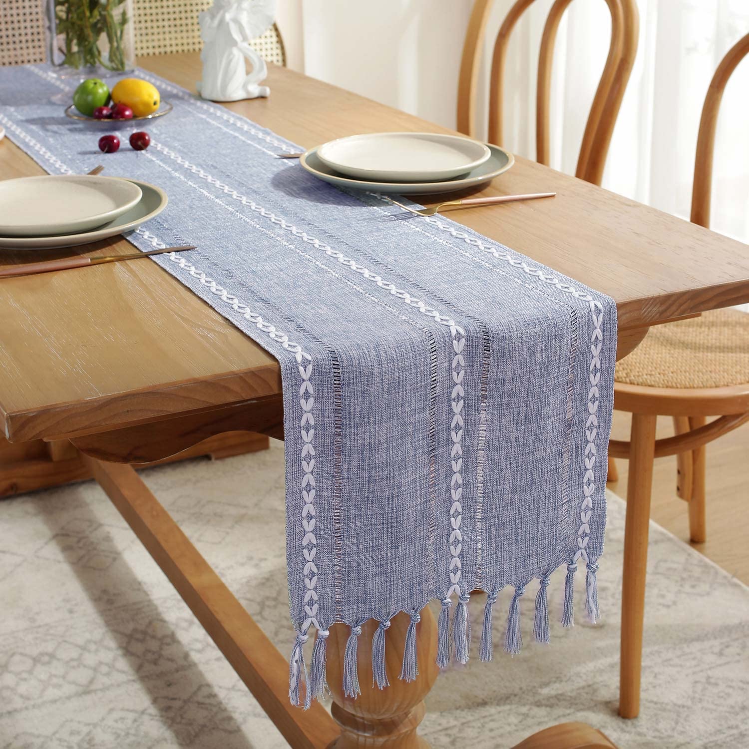 Yicorgard Farmhouse Table Runner Rustic Style 33 x 305 cm, Braided Striped Linen Table Runner 120 Inches Long with Tassels for Dining Room Kitchen Reading Dresser Décor,Blue — image 1