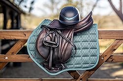 LeMieux Close Contact Carbon Mesh Square Saddle Pad