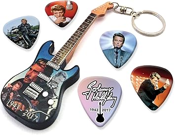 We Love Guitars Johnny Hallyday Wkc 1 Mini Porte Cles De Guitare Et 5 X Mediators Amazon Fr Jeux Et Jouets