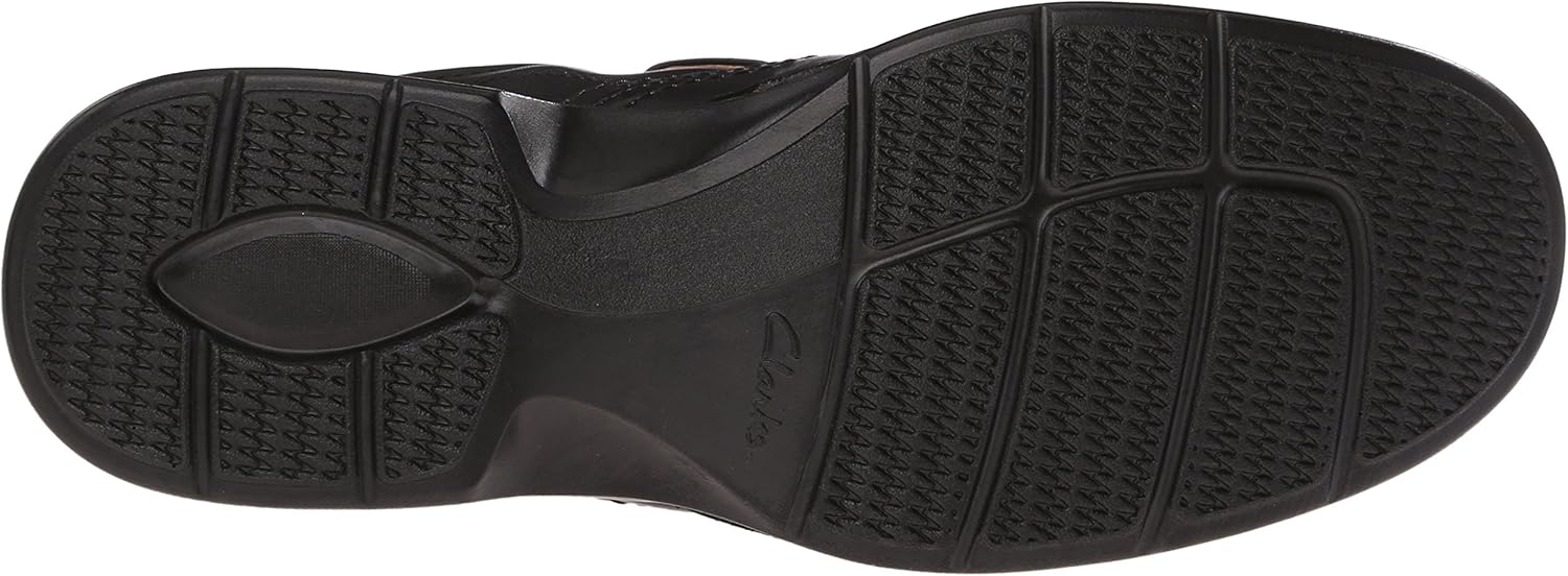 clarks escalade black
