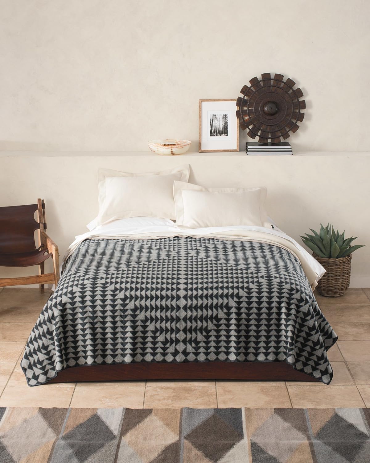 Pendleton Blanket Nova, Charcoal-White, King Size