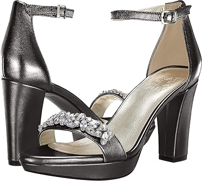 naturalizer heels amazon