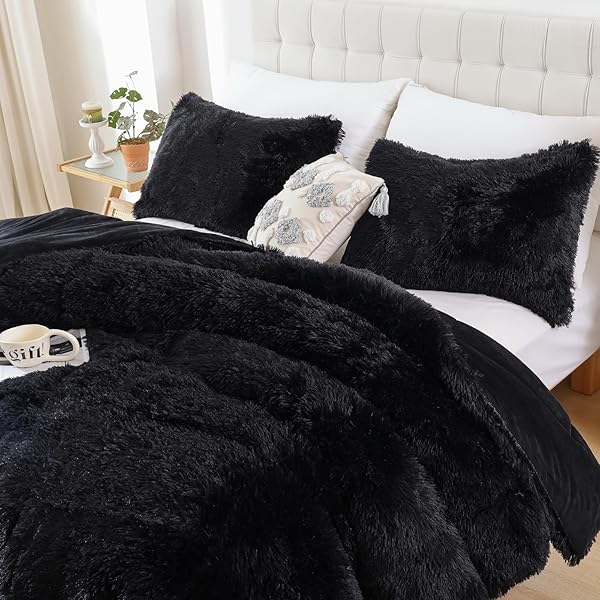 SMOOFY FLUFFY KING SIZE COMFORTER SET, FAUX FUR BLACK COMFORTER SET, LUXURY FUZZY KING BEDDING SET, SOFT SHAGGY BED SET FOR ALL SEASON, 3 PIECES – 1 COMFORTER & 2 PILLOWCASES,
