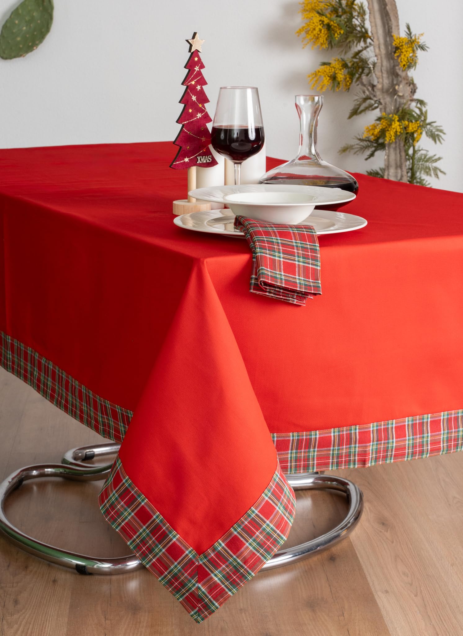 ESSE HOME - Christmas Tablecloth in Various Sizes in Pure Cotton with Matching Tartan Napkins - Scotland SER (Red, R-180x270)