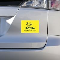 Vinyl Mayhem 'No Step On Snek' Gadsden Flag Decal - Patriotic Don't Tread On Me Sticker
