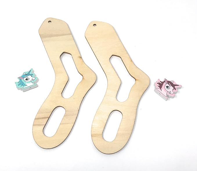 Sockenbretter / Sockenblocker 2 Stück Holz, Baby bis ca. 11 cm Fußlänge, 2 kostenlose Einhornknöpfe,