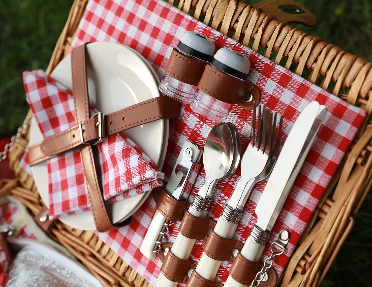 Mua ZORMY Wicker Picnic Basket for 2 Person, Willow Hamper Basket Sets ...