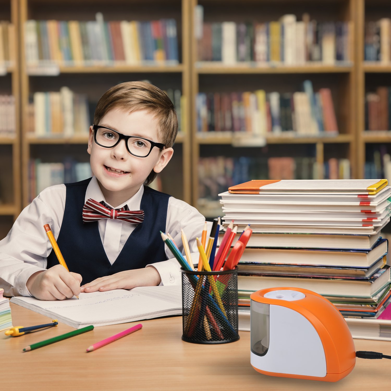 Electric Pencil Sharpeners with 2 Holes 6-8mm Both Power Cord and Battery Opreat for Colored Pencils