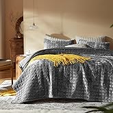 LEAONME Velvet Quilt Full/Queen Size-90''x98'', Lightweight Grey Velvet Comforter Set with 2 Pillow Shams, Soft Bedspread Coverlet Quilted Bedding Set for All Season