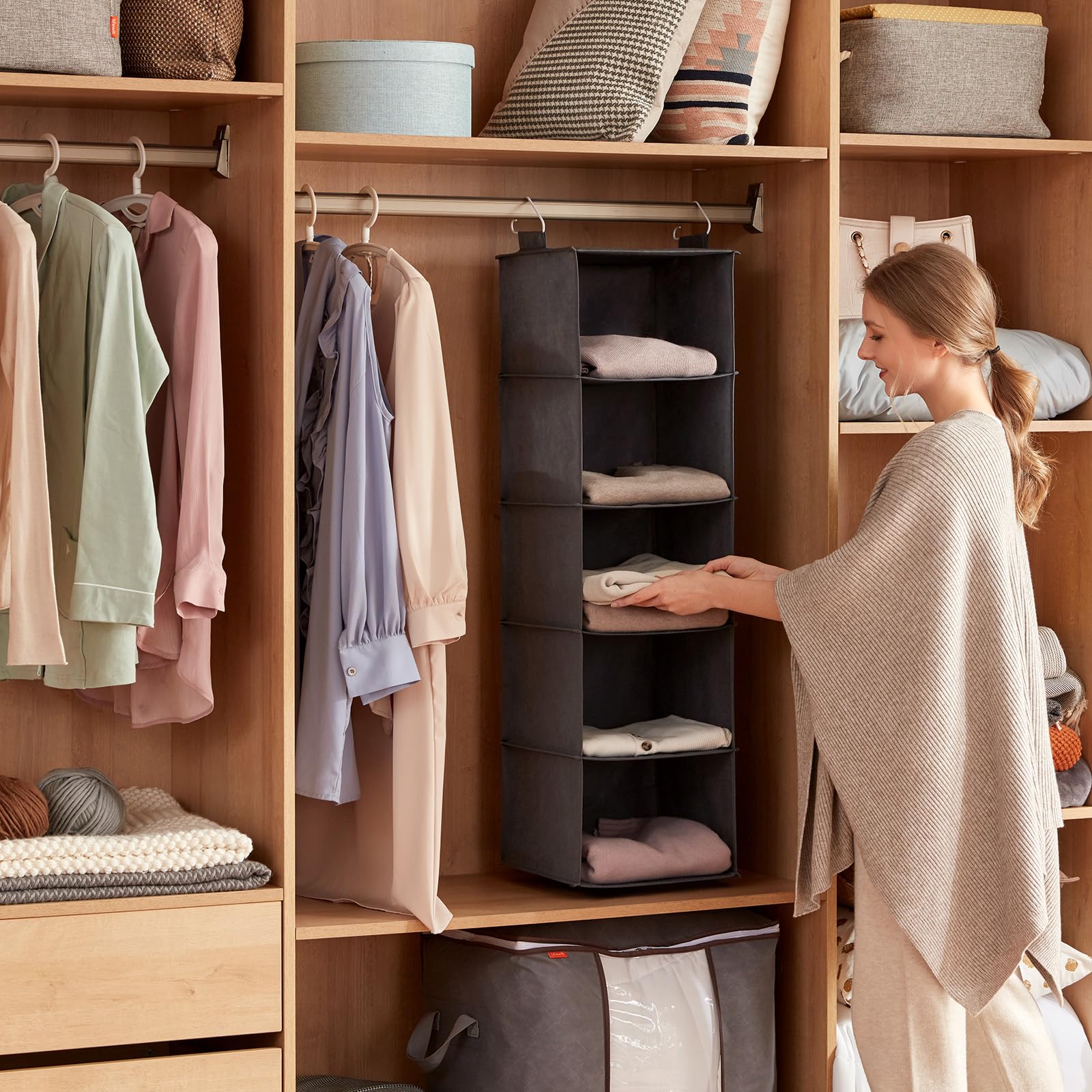 Lifewit Hängeregal, Schrank Organizer, Hängesystem Kleiderschrank, Hängeaufbewahrung aus Stoff, Ordnungssystem Kleiderschrank, Faltbar und Platzsparend mit Metallhaken, 2 Stück, Grau 4