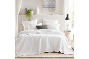 Madison Park Queen Quilt Set Damask Coverlet Set for Queen Size Bed, Cottage Oversized Quilt Set, Scallop Edge, All Season, Pre-washed Cotton-Filled Queen Size Quilt, Tuscany, Full/Queen White 3 Piece