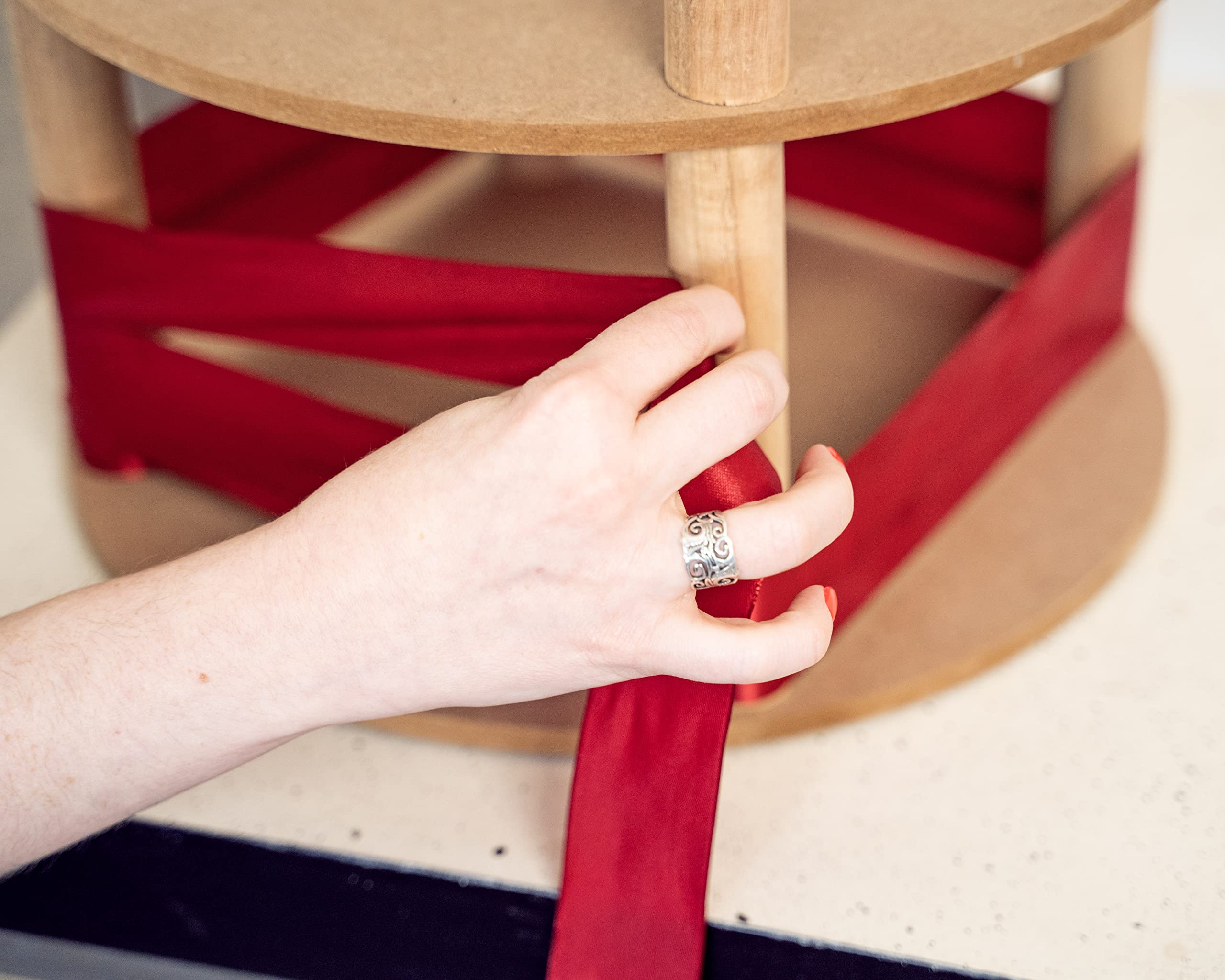 Birdie Designs Spinata - Spinning Pinata with Pull-String Option and Pinata Bolo, Reusable Pinata for Gender Reveal Parties and Fun Indoor/Outdoor Entertainment, Ideal for Kids and Adults Spin01