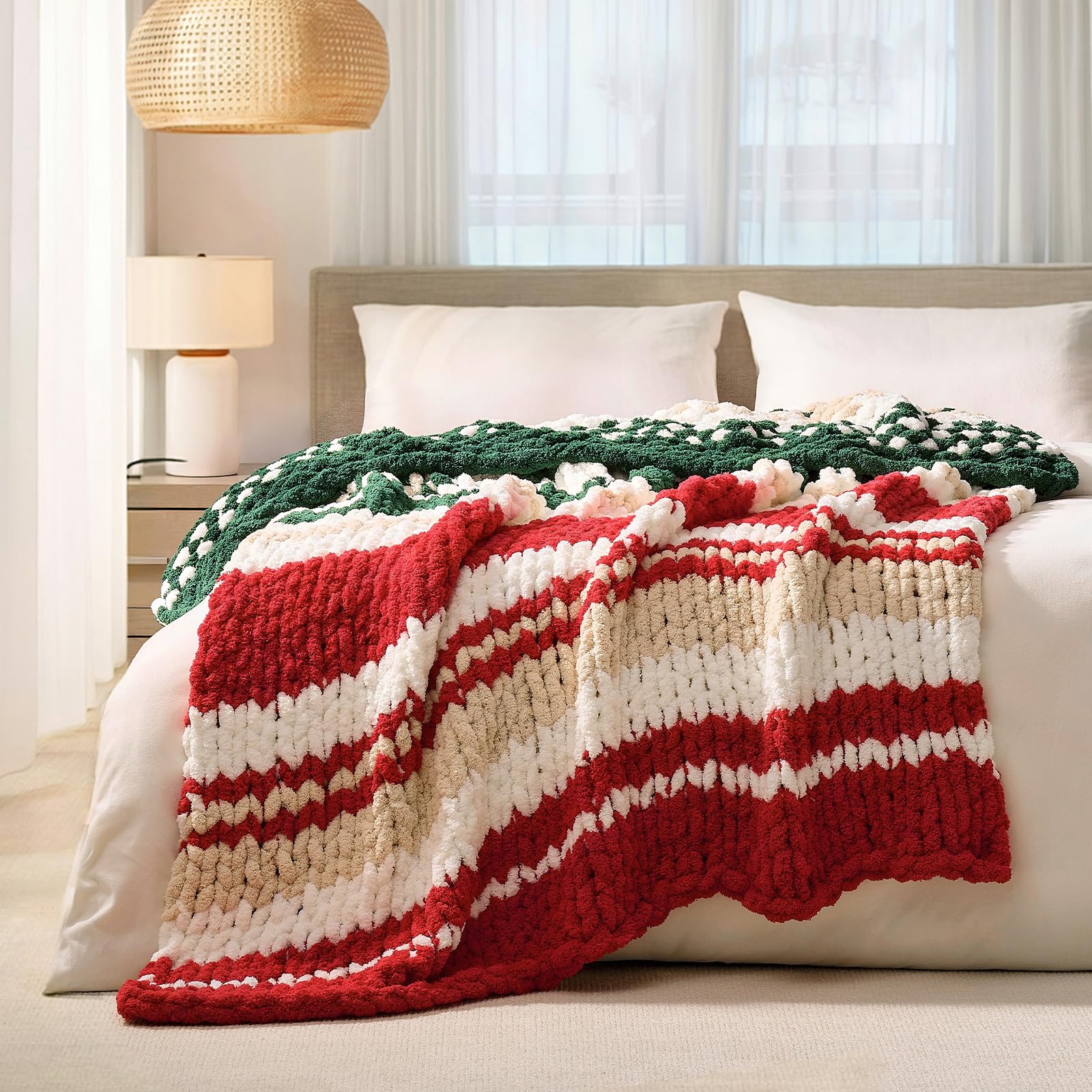 L'AGRATY Chunky Knit Blanket
