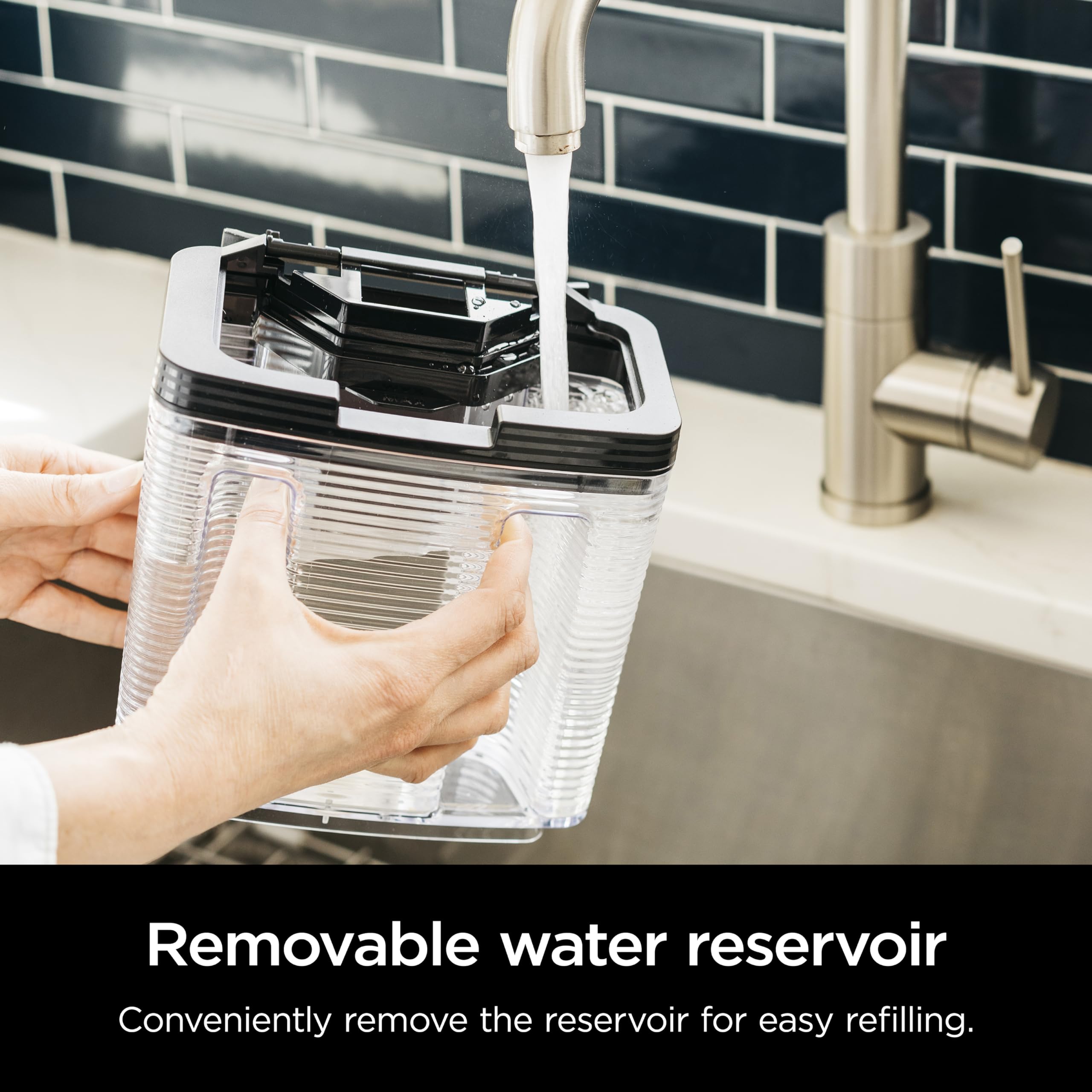 Cafetera especial Ninja, café caliente y helado, 6 estilos de preparación, 8 tamaños, taza pequeña a taza de viaje, jarra para 10 tazas, espumador plegable, filtro permanente, depósito extraíble, negro, CM401