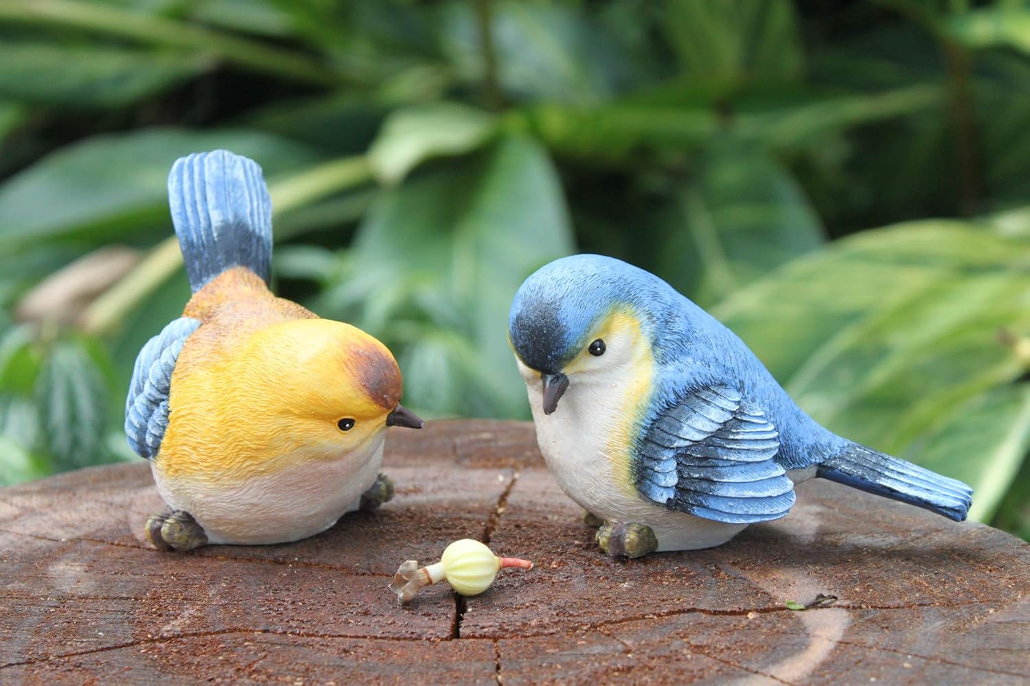 Bird Animal Garden Statues Figurine - Funny Sculpture Ornaments Décor - Best Indoor Outdoor Statues Yard Art Figurines for Patio Lawn House: Home & Kitchen