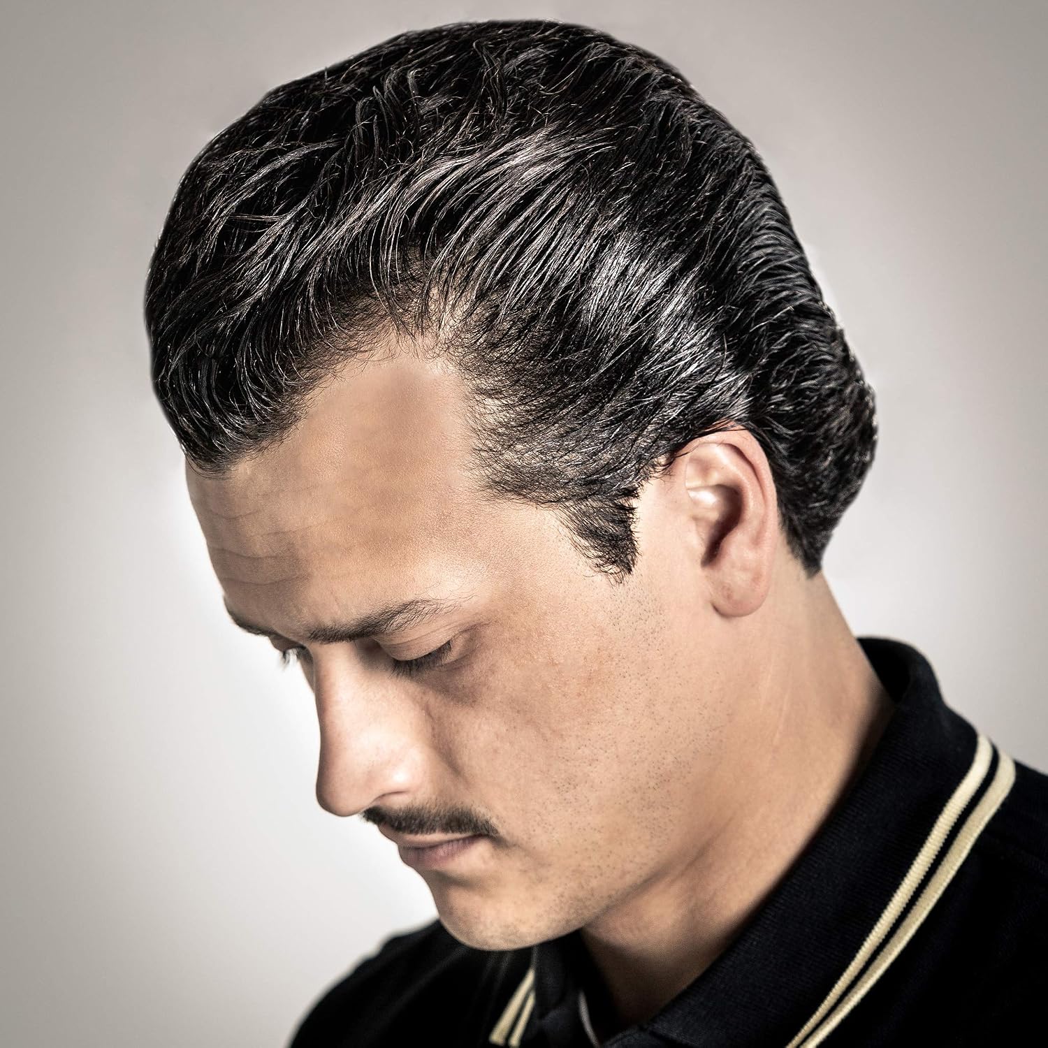 Suavecito Oil Based Pomade, Healthy Shine Long Lasting Hold, Medium Hold & Shine, Perfect for Any Hair Type 3oz/85g - Image 5