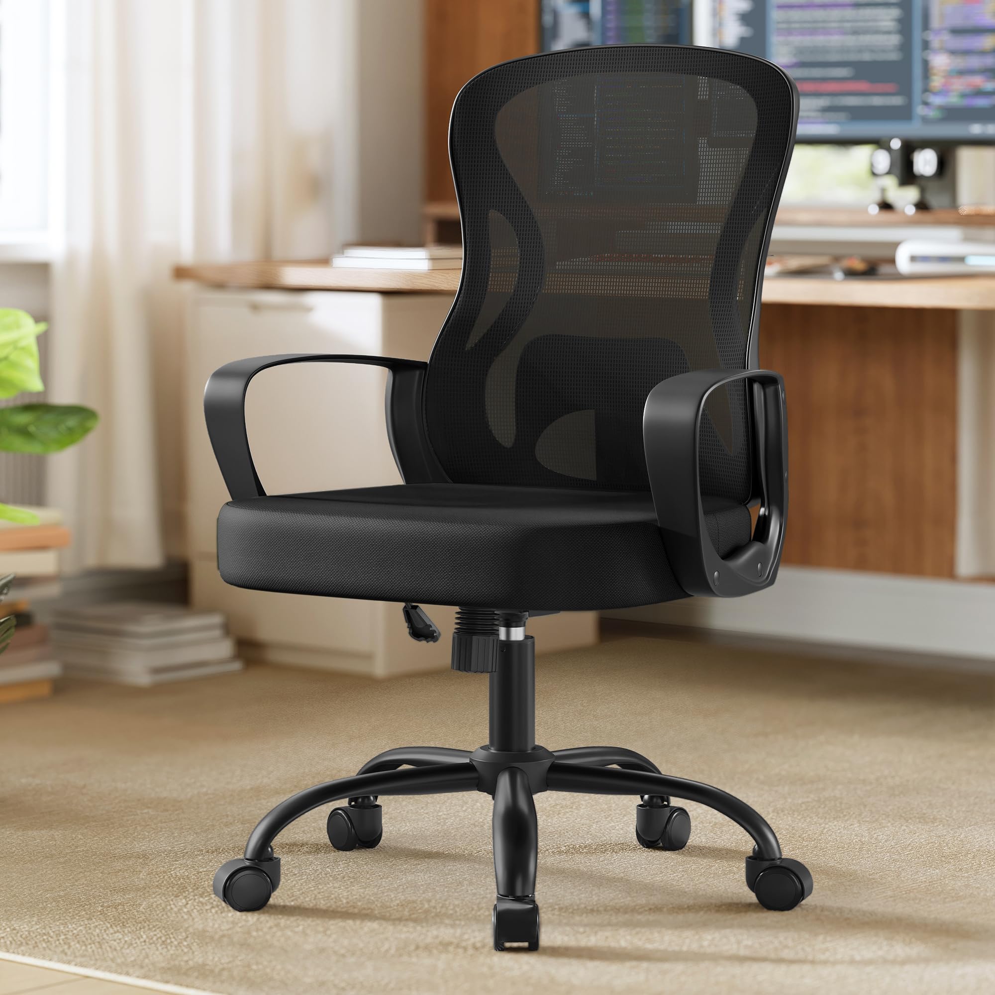 SONGMICS Bürostuhl ergonomisch, Drehstuhl mit Netzgewebe, Schreibtischstuhl mit Lendenstütze, Wippfunktion, Armlehnen, für Arbeitszimmer, Schlafzimmer, tintenschwarz OBN043BH02