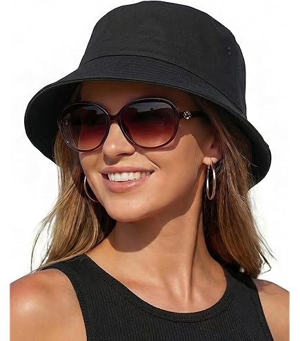 Michael Kors Mini Limonta Bucket Hat, Nickel at Amazon Women's