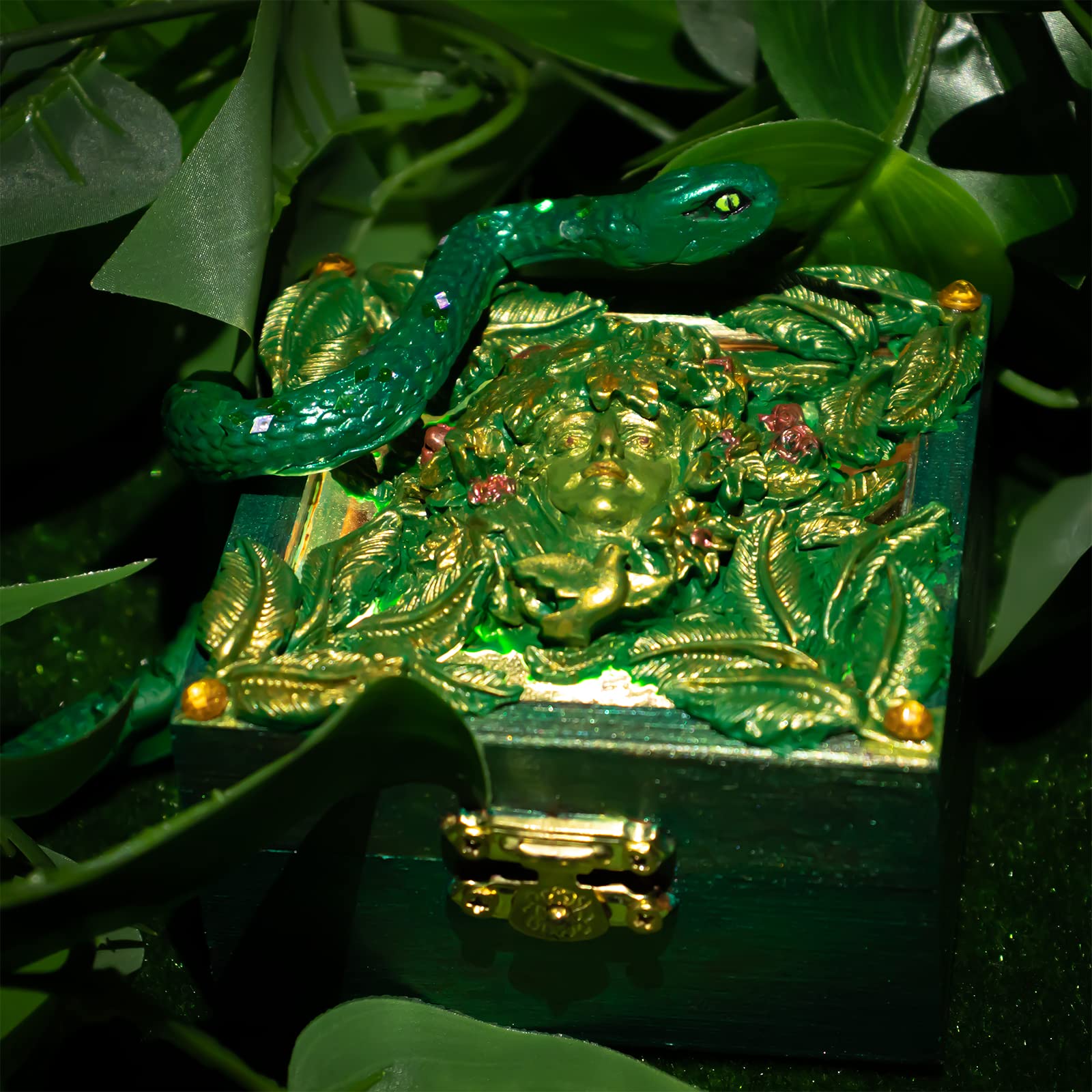 Scary Prank Fondant Silicone Molds Insects Bat Snake, Sugarcraft Cake Decorating, Cupcake Topper, Epoxy Resin, Polymer Clay Craft Projects 10-Count