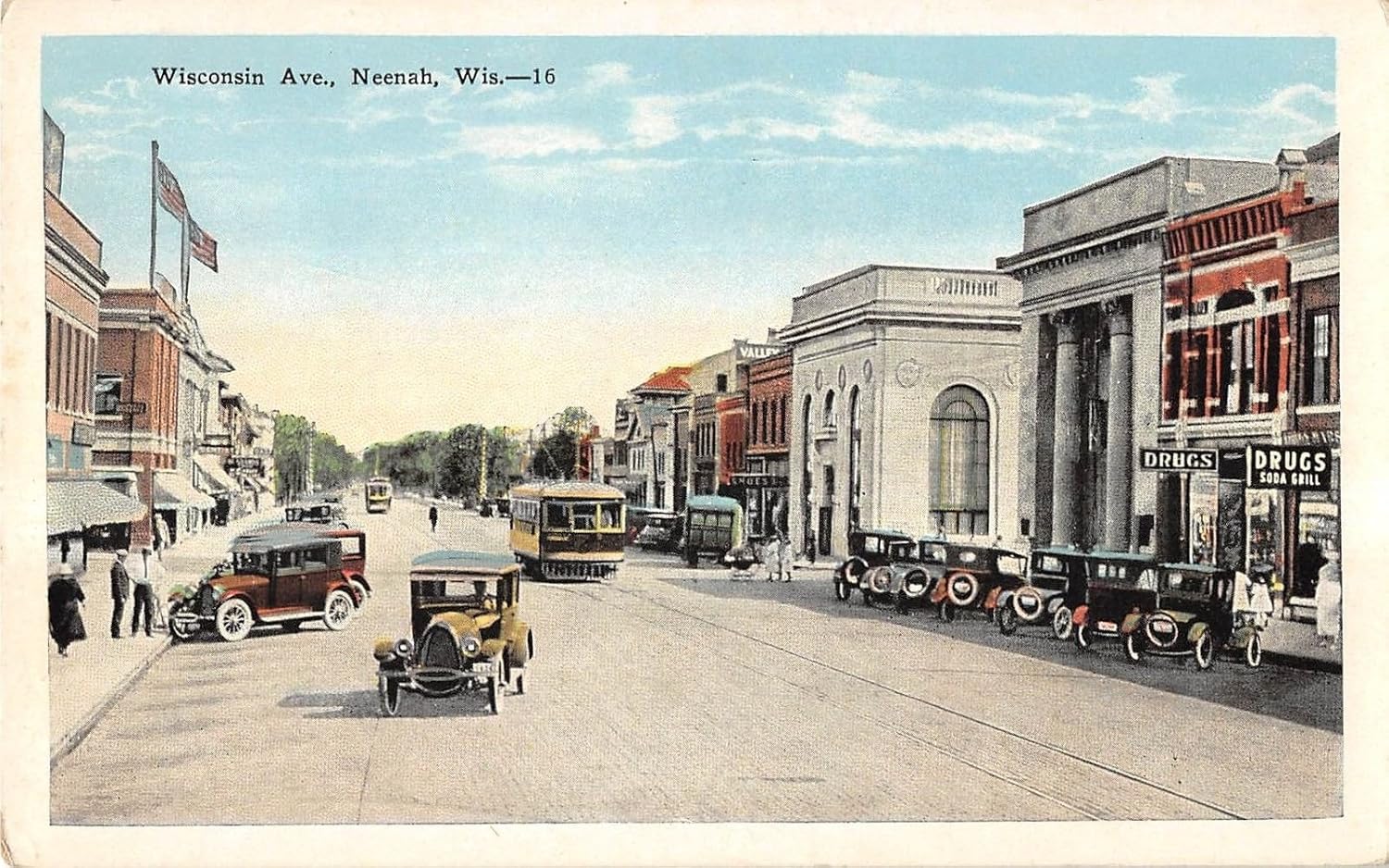 Neenah Wisconsin Wisconsin Avenue General Street Scene Antique Postcard