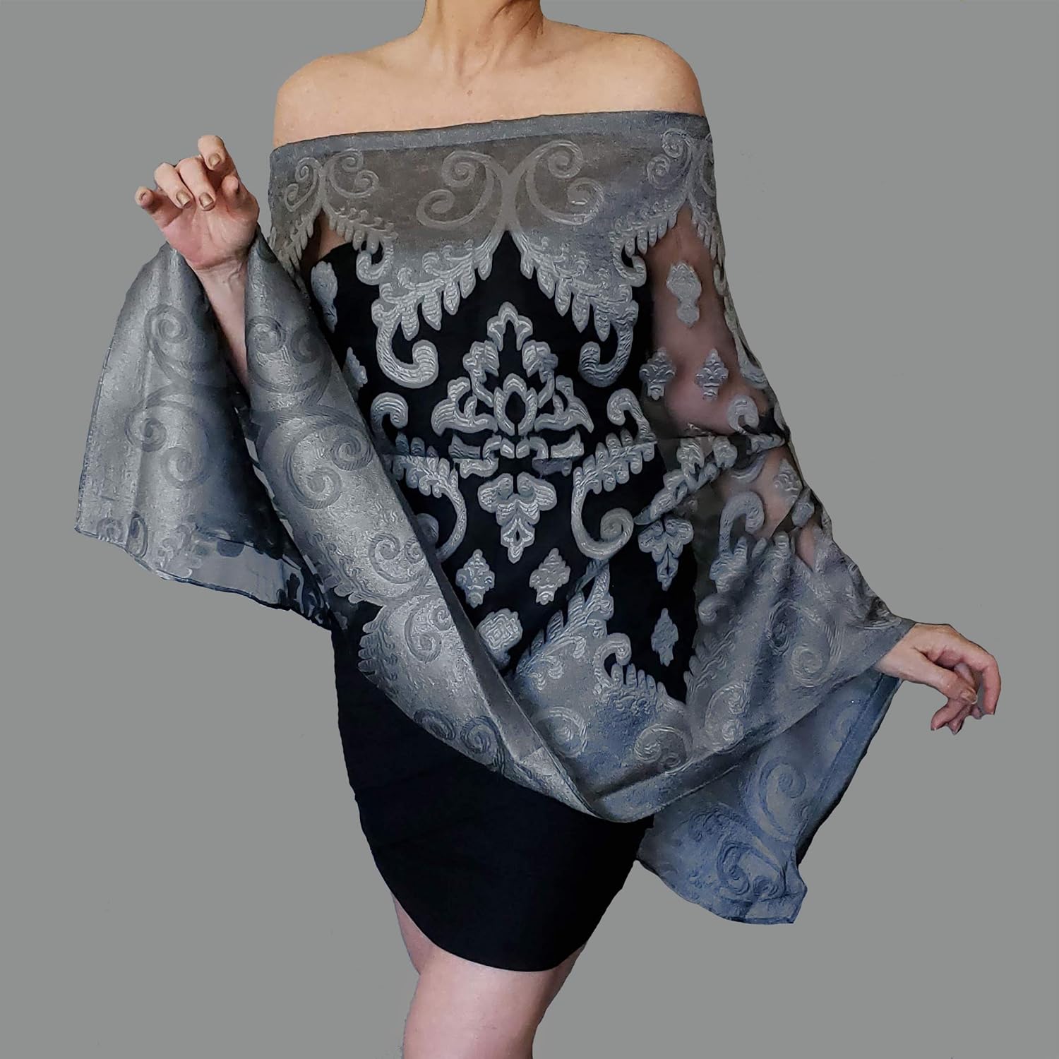 black wrap for wedding