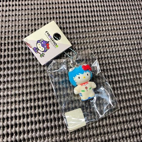 Amazon サンリオ エヴァンゲリオン コラボhello Kitty ハローキティ着ぐるみソフビ 綾波レイ チェーンキーホルダー アニメ 萌えグッズ 通販