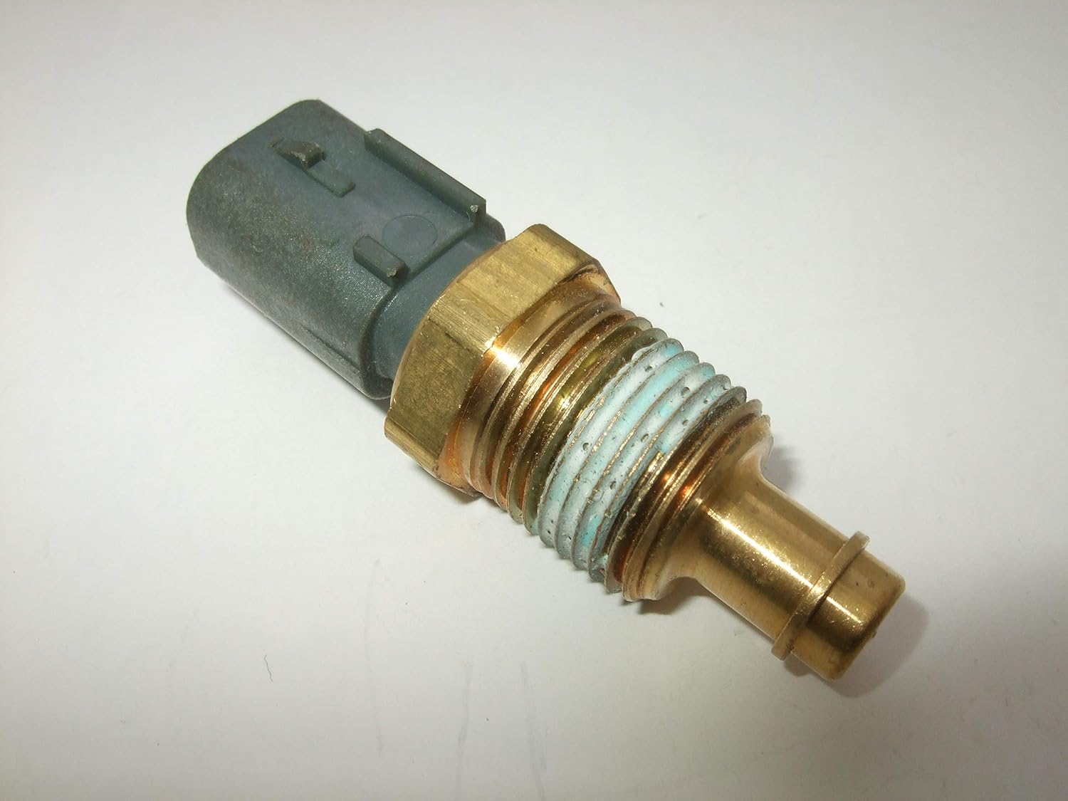 SU13812 Engine Coolant Temperature Sensor Sending Units & Cables Automotive