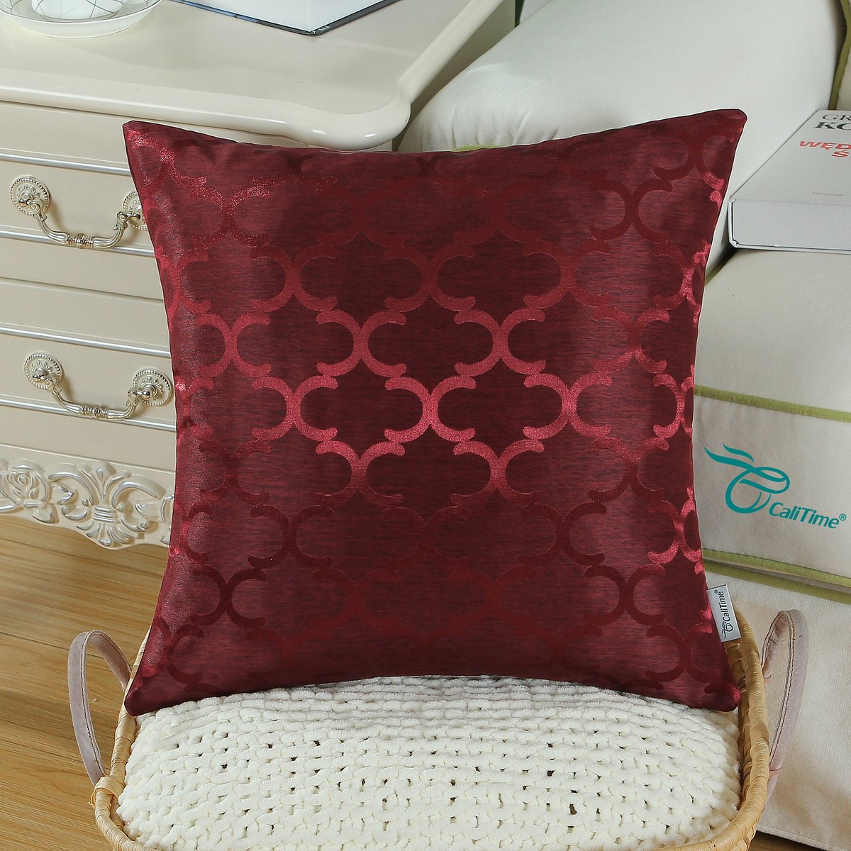 Calitime Cushion Cover Throw Pillows Case, Jacquard Quarterfoil Geometric Damask Accent, Two Sides, 18 by 18 Inches, Burgundy