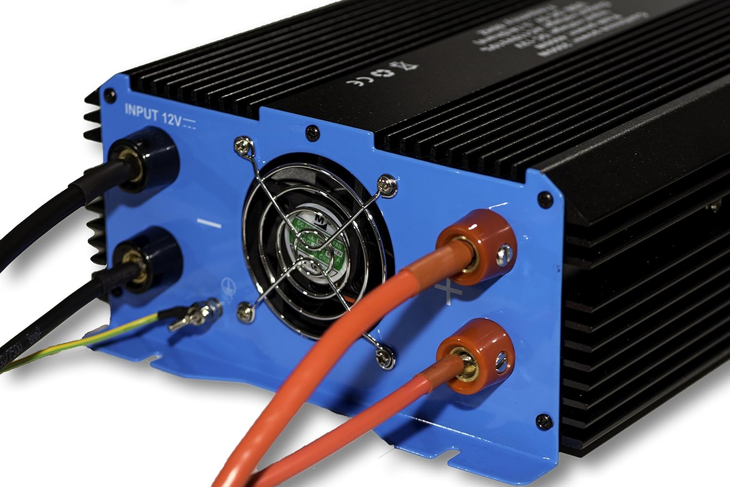 Halo Automotive 1500 Watt Power Inverter 12V DC to 110V AC 3 Outlets and 2 USB Ports: Garden & Outdoor