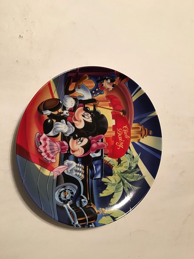 DISNEY MGM STUDIOS COLLECTOR PLATE WORLD