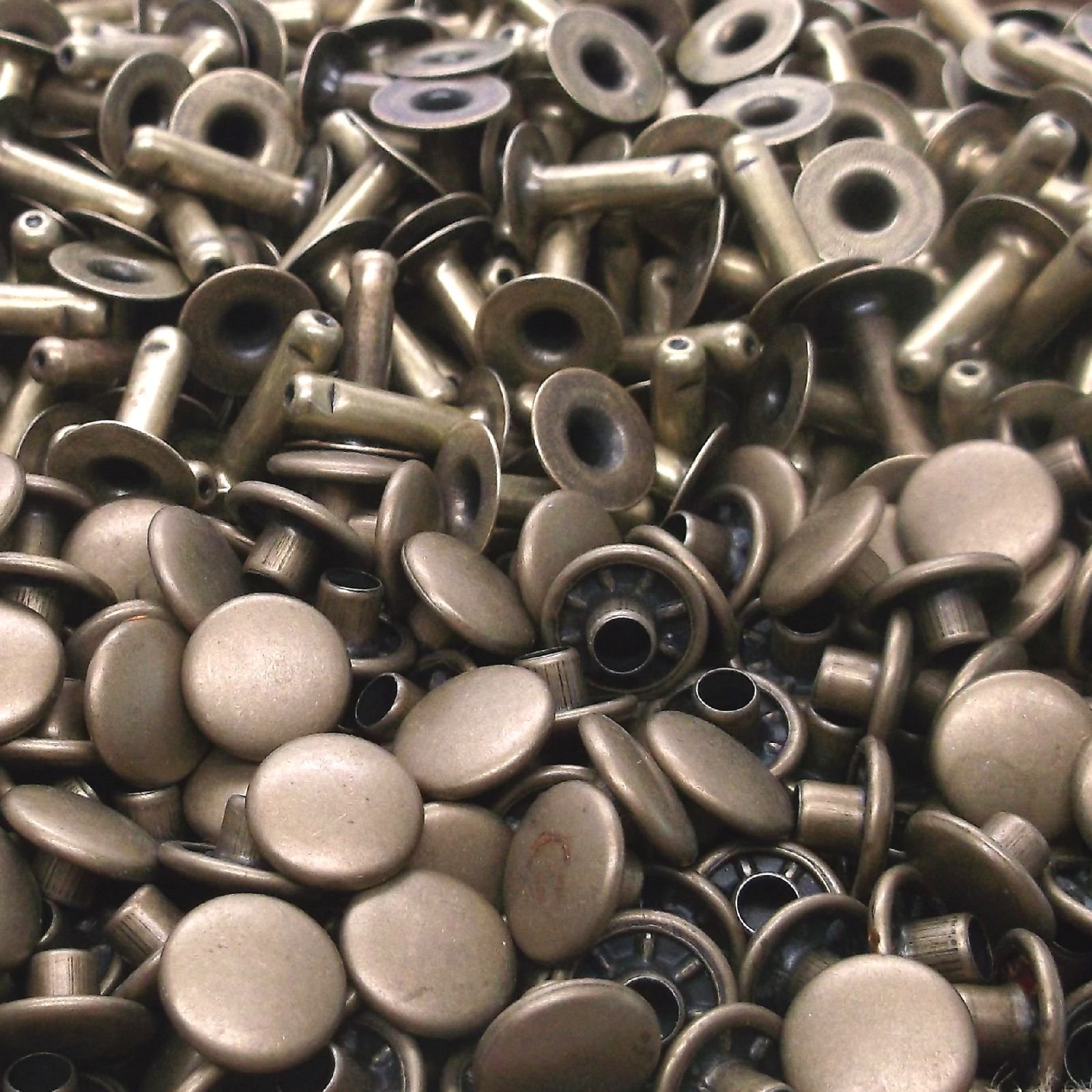 Tandy Leathercraft Large Antique Brass Rapid Rivets 100 Pack 127515 eBay