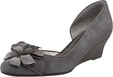 bandolino pumps amazon