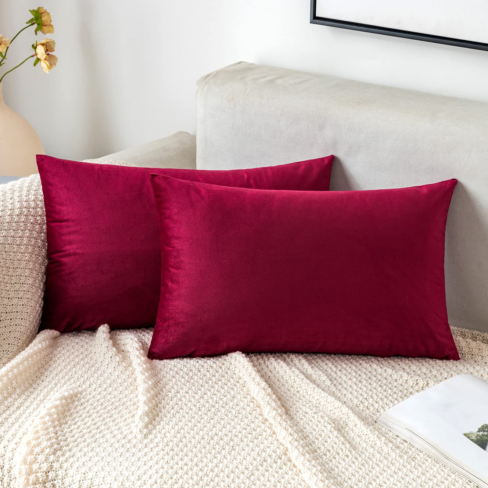 Emema Velvet Cushion Cover Christmas Pillowcase Decorative Decorative Pillows Sofa Pillow Lumbar Pillow Throw Pillow Cover with Concealed Zipper Sofa Bedroom Set of 2, 40 x 60 cm, Wine Red — image 1