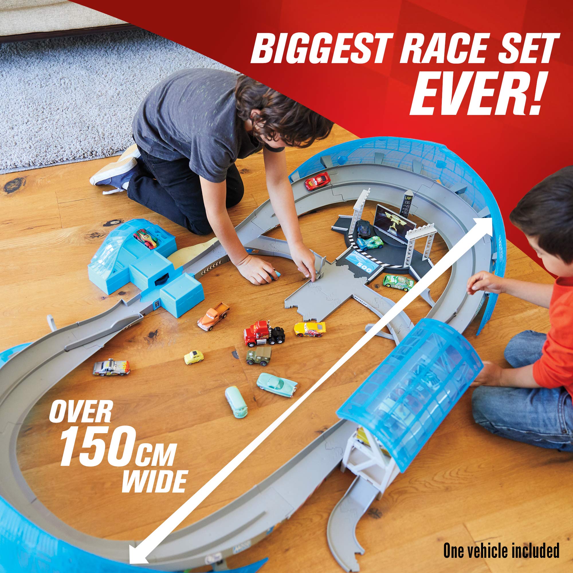 disney pixar cars 3 ultimate florida speedway track set with lightning mcqueen toy car