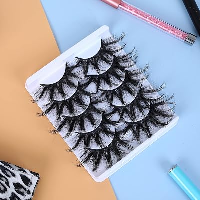 Molain 25mm Multi-layered Lashes Dramatic Faux Mink 5 Pairs Style 26