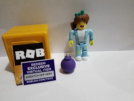 Amazoncom Roblox Gold Celebrity Series Super Bomb Survival - 