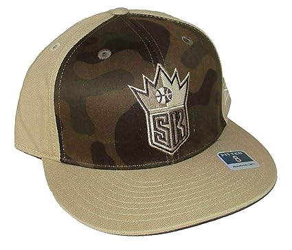 Amazon Com Reebok Sacramento Kings Camo Fitted Size 8 Hat Cap