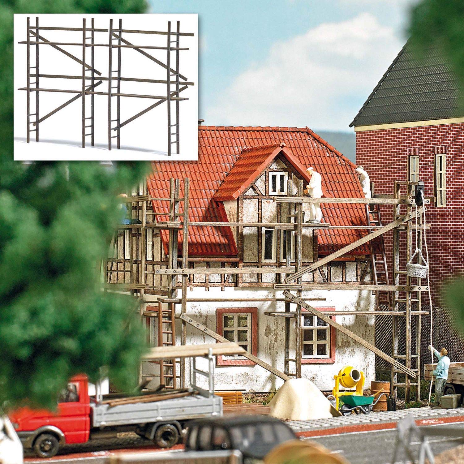 Busch H0 Wooden Scaffold