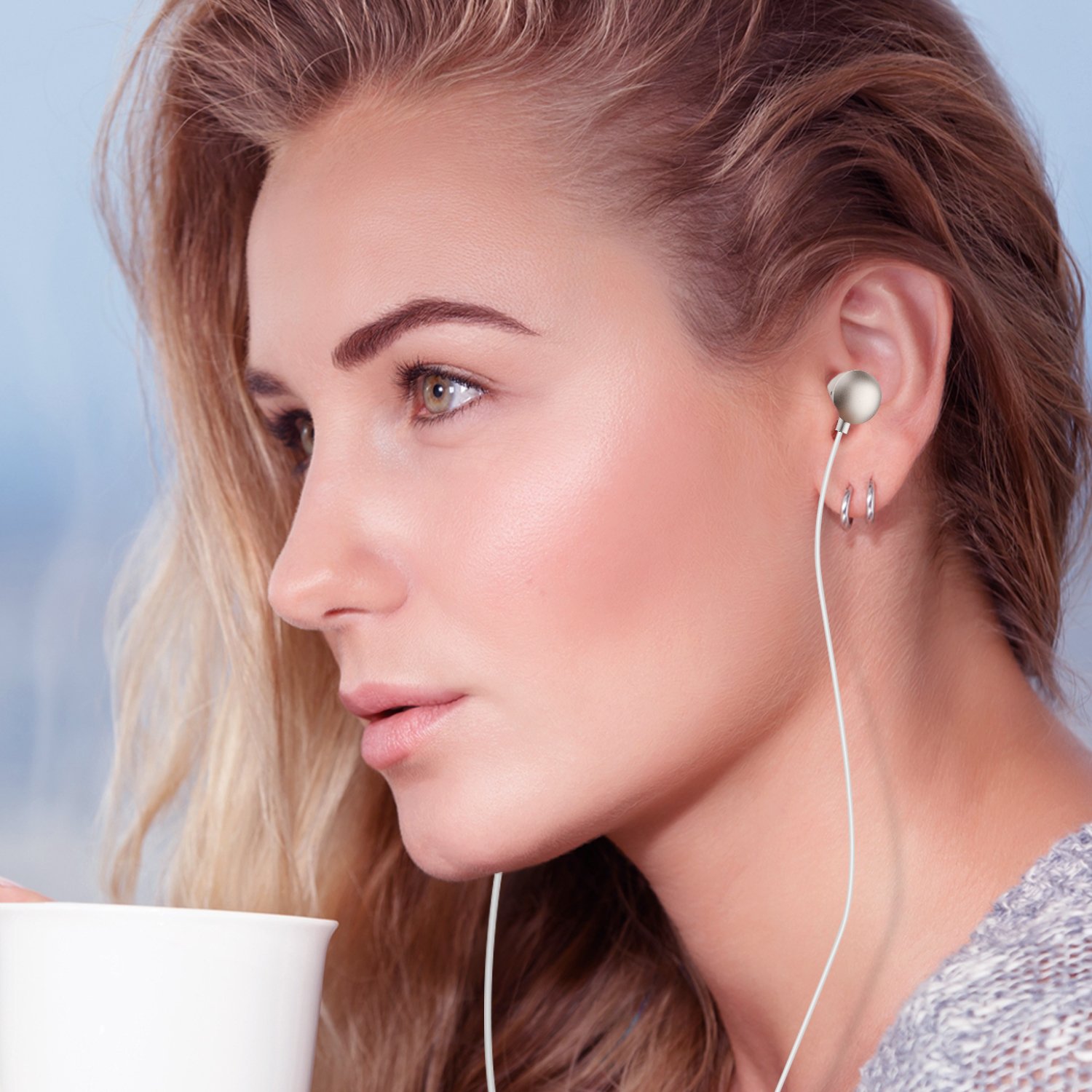 Simptech in-Ear Earbuds/Earphones Headphones with Microphone, Bass Stereo Noise Isolating,Remote Control,Alluminum Alloy,Compatible for iPhone and Samsung Phones