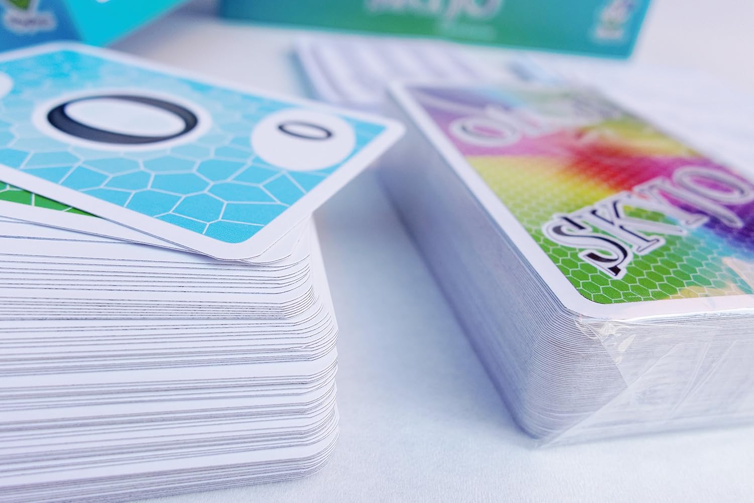 SKYJO by Magilano - The entertaining card game for kids and adults. The ideal game for fun, entertaining and exciting hours of play with friends and family.: Toys & Games