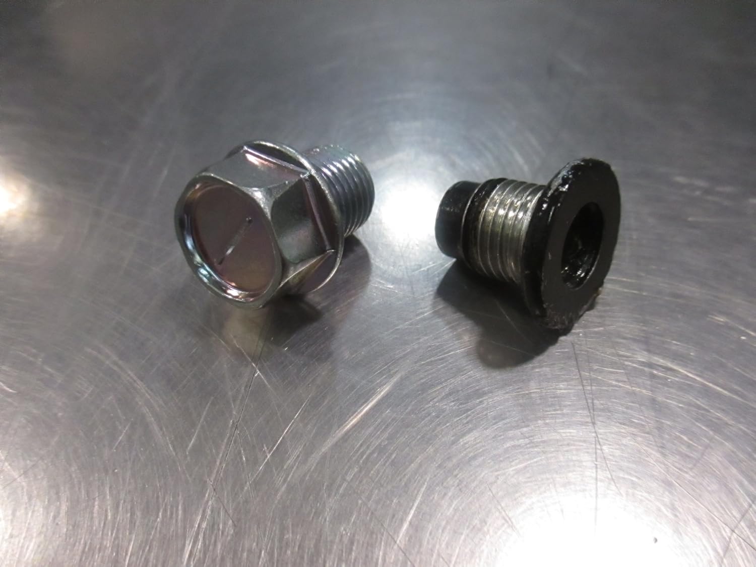 Mazda Skyactiv 20132016 updated engine oil drain plug and