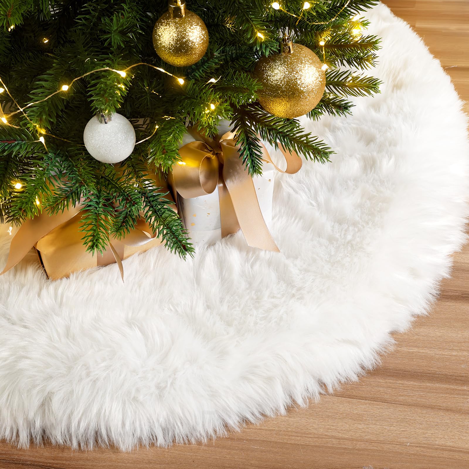 N&T NIETING Christmas Tree Skirts, 28 Inch White Xmas Tree Skirts Double Layers Thick Faux Fur Xmas Tree Cover Mat for Xmas Holiday Party Home Christmas Decoration