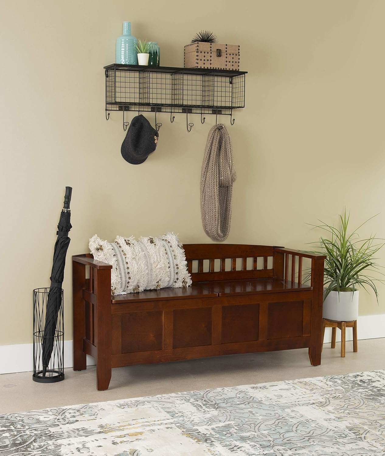 Linon Home Decor Storage Bench with Short Split Seat Storage, Walnut: Kitchen & Dining