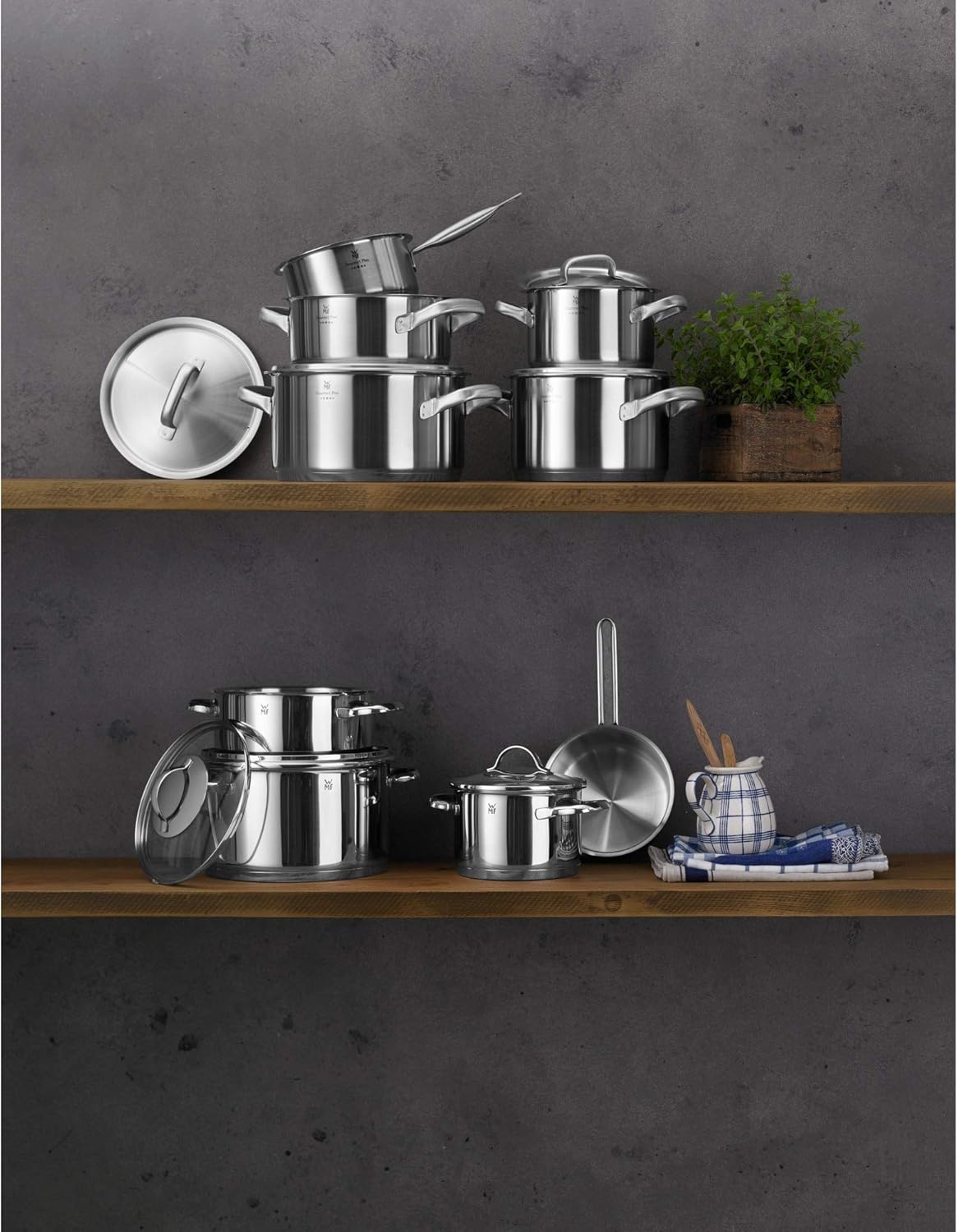 WMF 728246031 frying pan uncoated diameter 24cm Gourmet Plus Made in Germany pouring rim stainless steel handle Cromargan stainless steel suitable for induction dishwasher-safe - Image 3