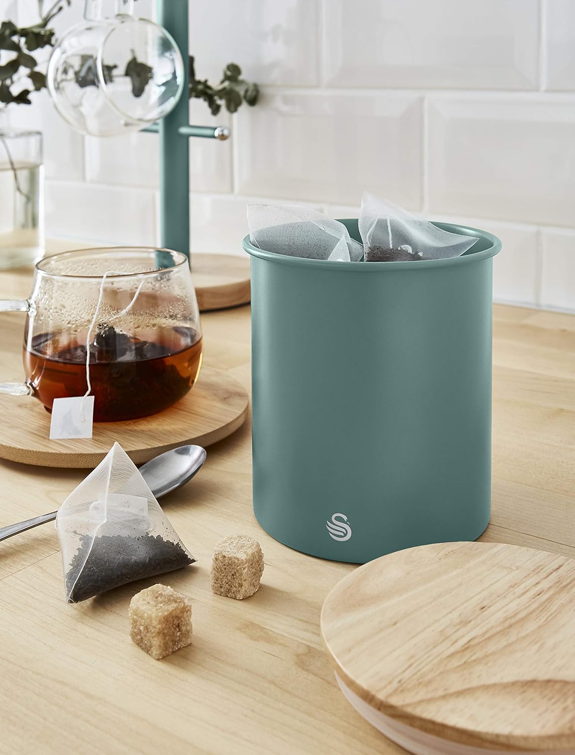 Swan SWKA17513GREN Nordic Scandi Set of 3 Storage, Tea, Coffee and Sugar Canisters, Pine Green, Steel, Bamboo Lid - Image 4