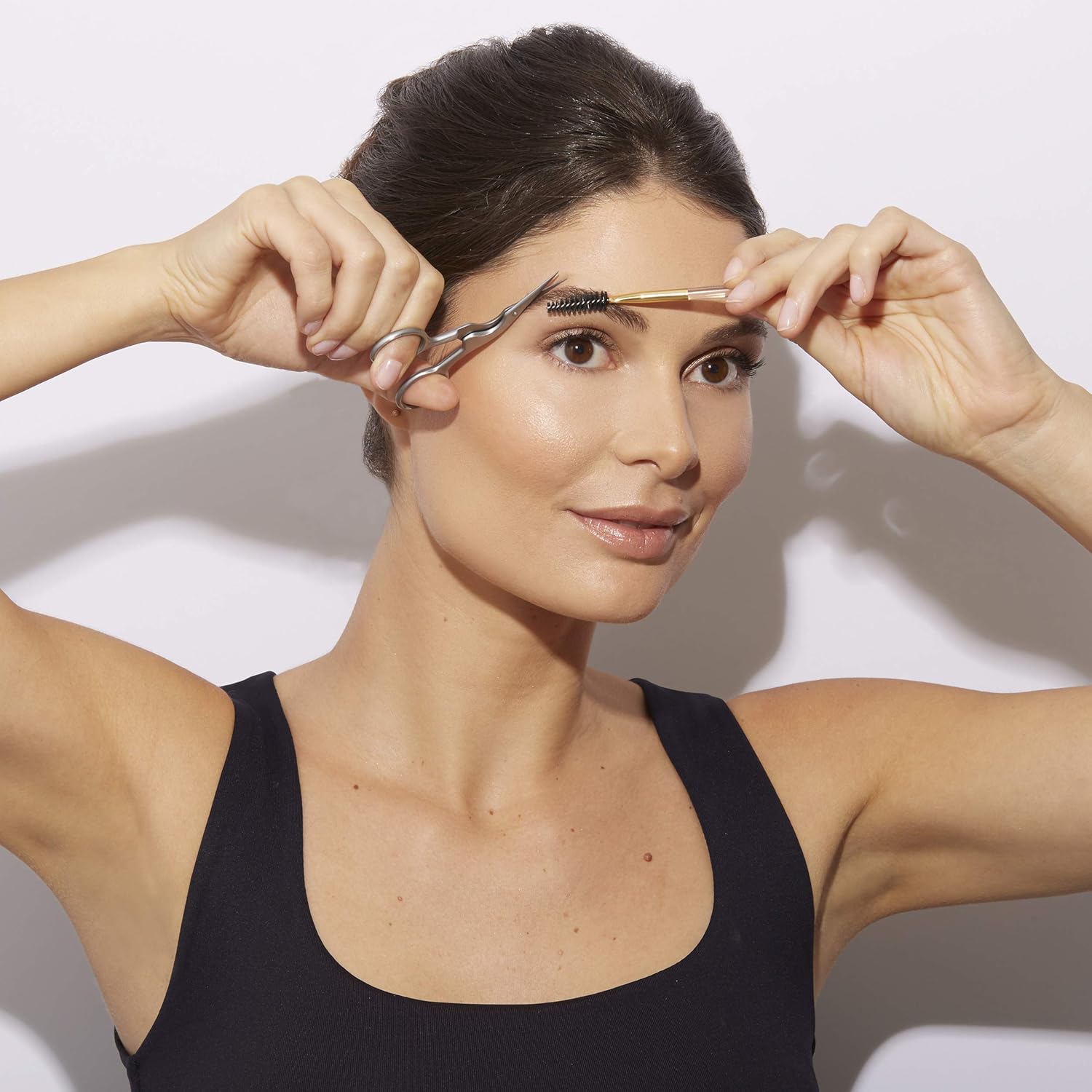 Tweezerman Brow Shaping Scissors and Brush: Beauty