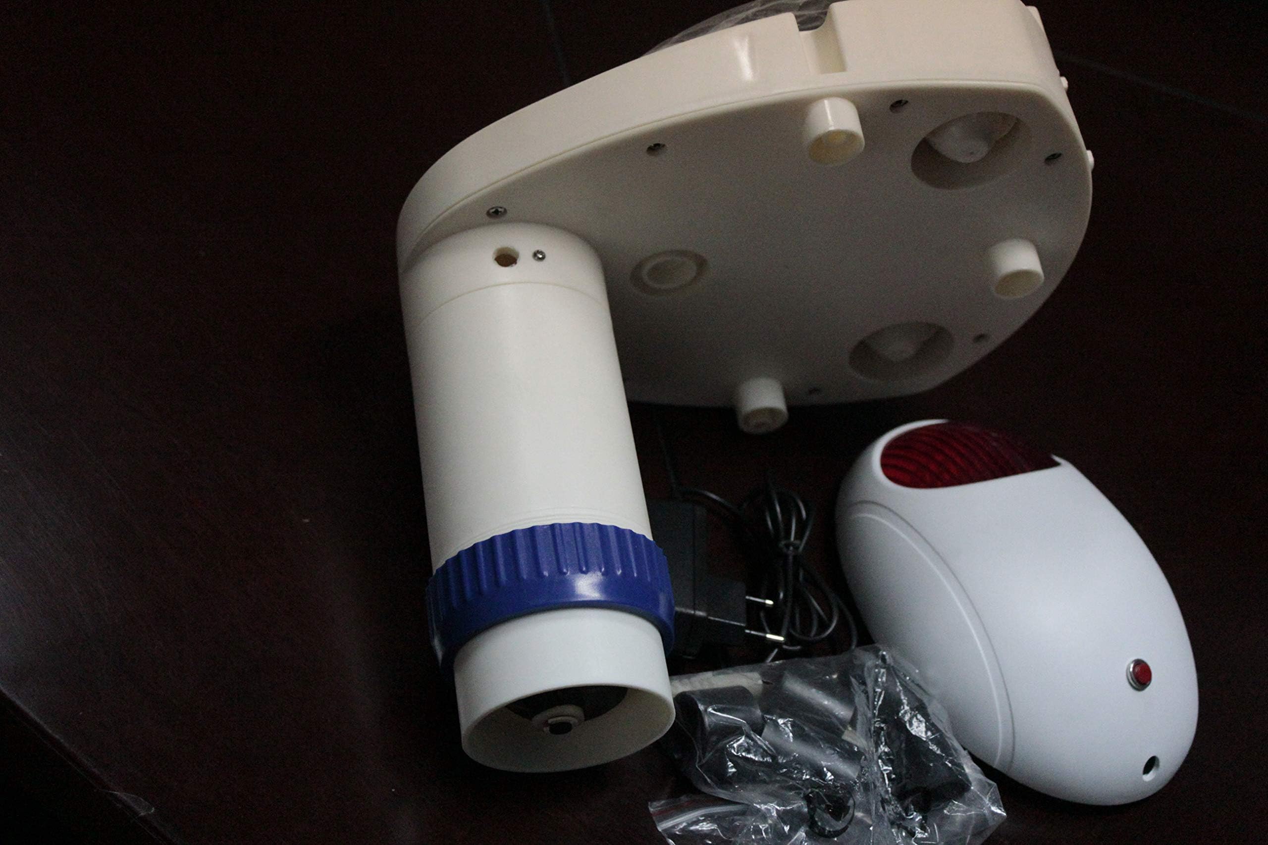 Pool Alarm Electronic Monitoring System. by SafeFamilyLife